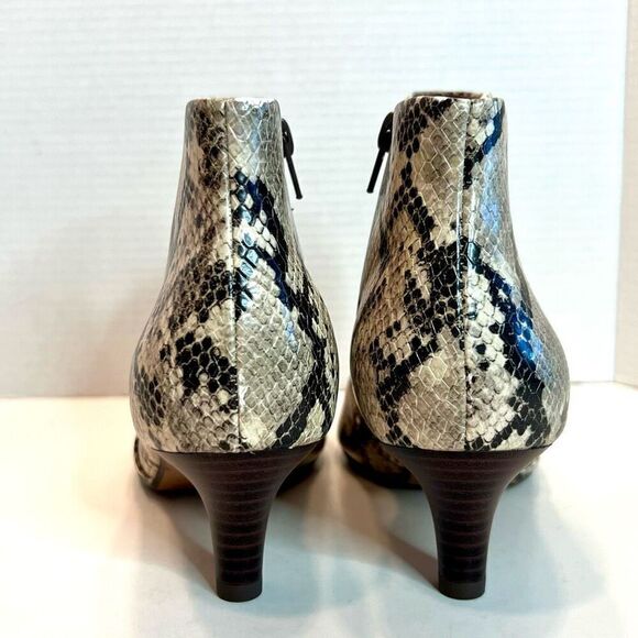 CLARKS Linvale Judith Vegan Snakeskin Bootie 8.5 W  *NEW* - Picture 7 of 14